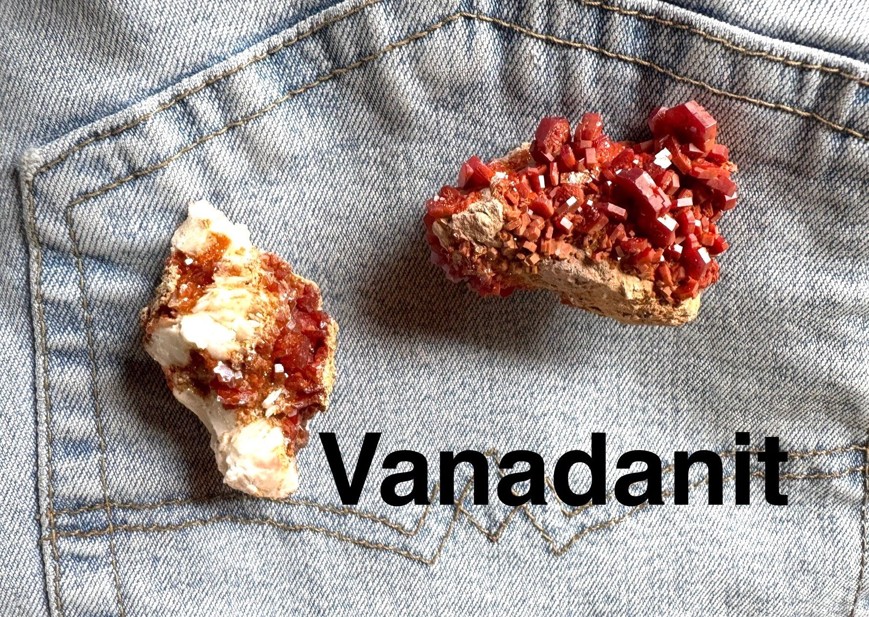 Minerali & Pietre curative: Vanadanit aus Marokko schöne Bruchstücke – Nuovo e nell'imballaggio originale da Leuggern venduto da gemshow