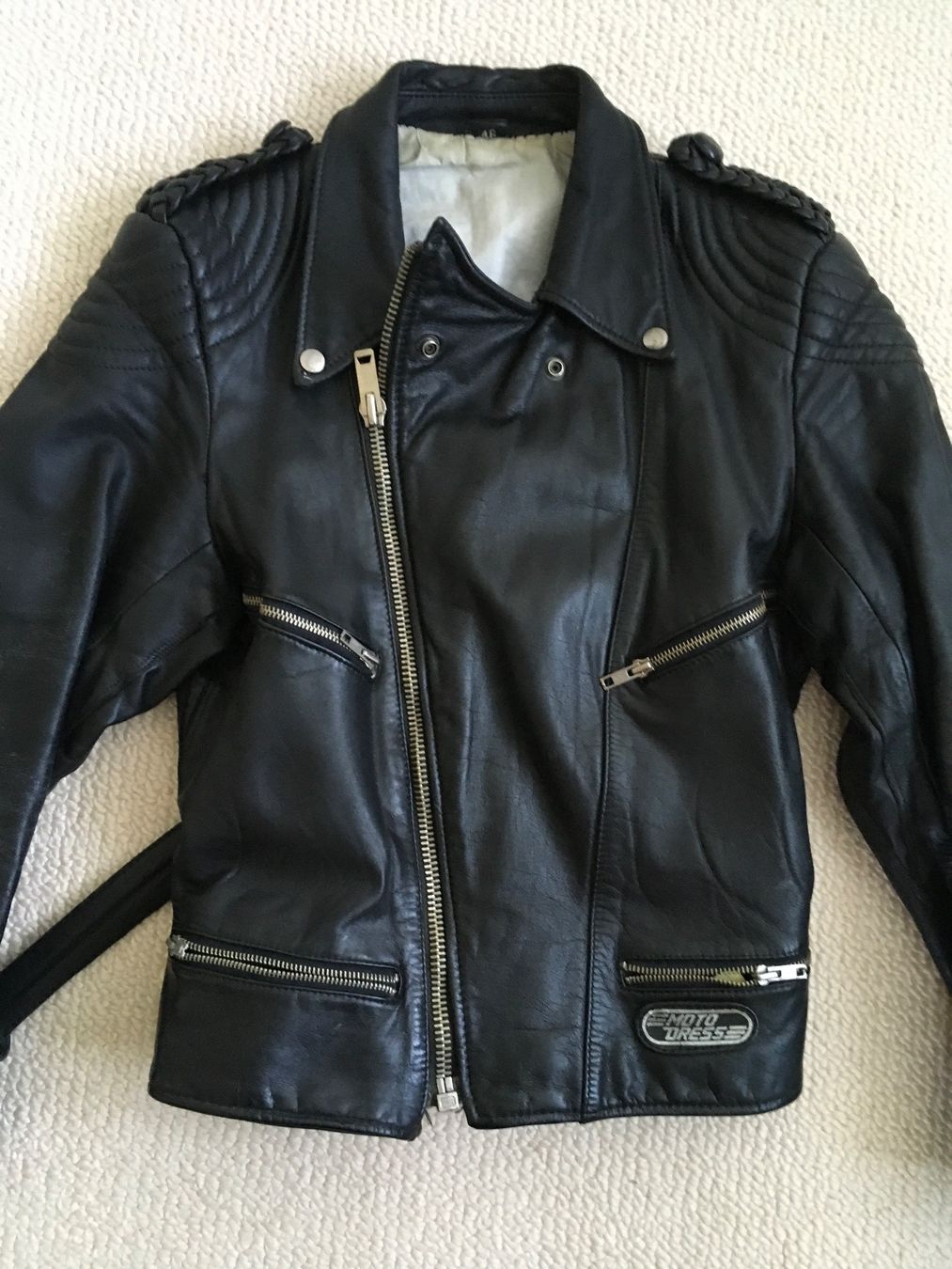 Giacche: Damen-Motorrad-Lederjacke schwarz, Grösse 46 – Usato da Rheinfelden venduto da Nerocorleone110 1