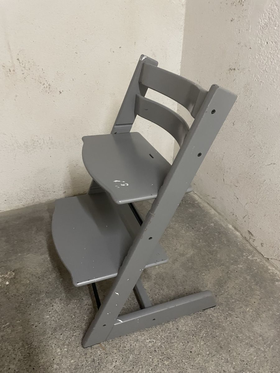 Stokke Seggioloni: Tripp Trapp grau von Stokke – Usato da Zürich venduto da luu-la 1