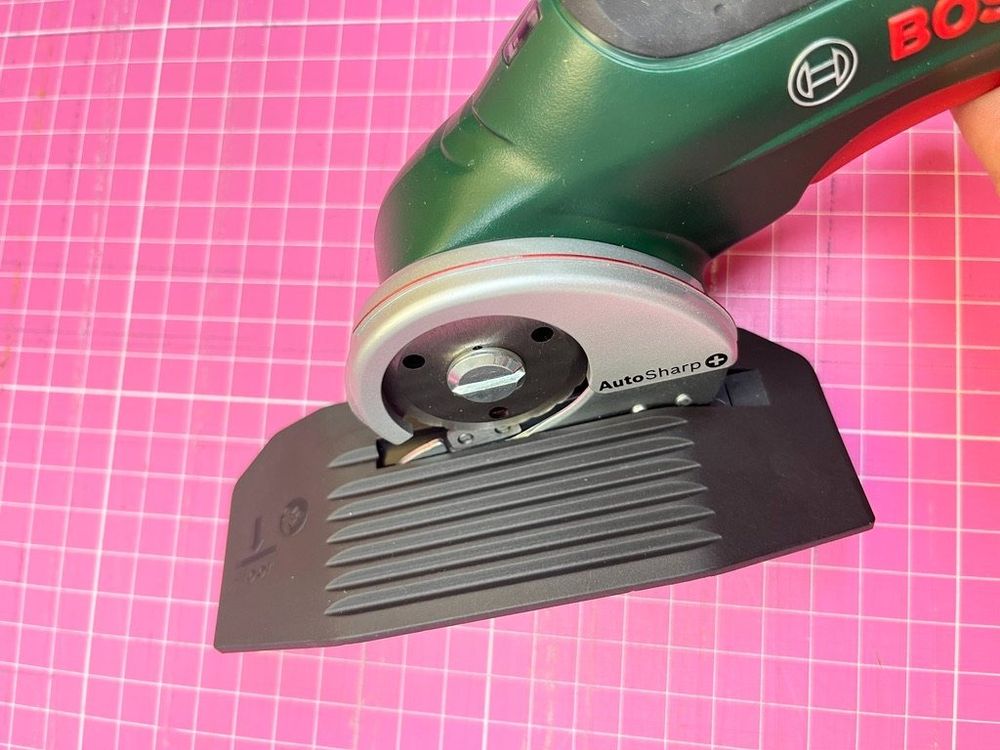 Cutter von Bosch Xeo (elektrische Schere) Kaufen auf Ricardo