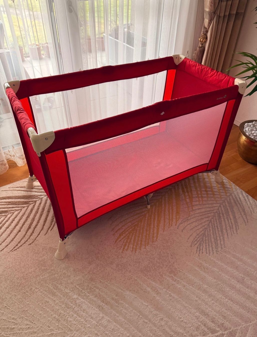 Letti: Lit parapluie Safety 1st rouge – Usato da Matran venduto da hev_7dtd