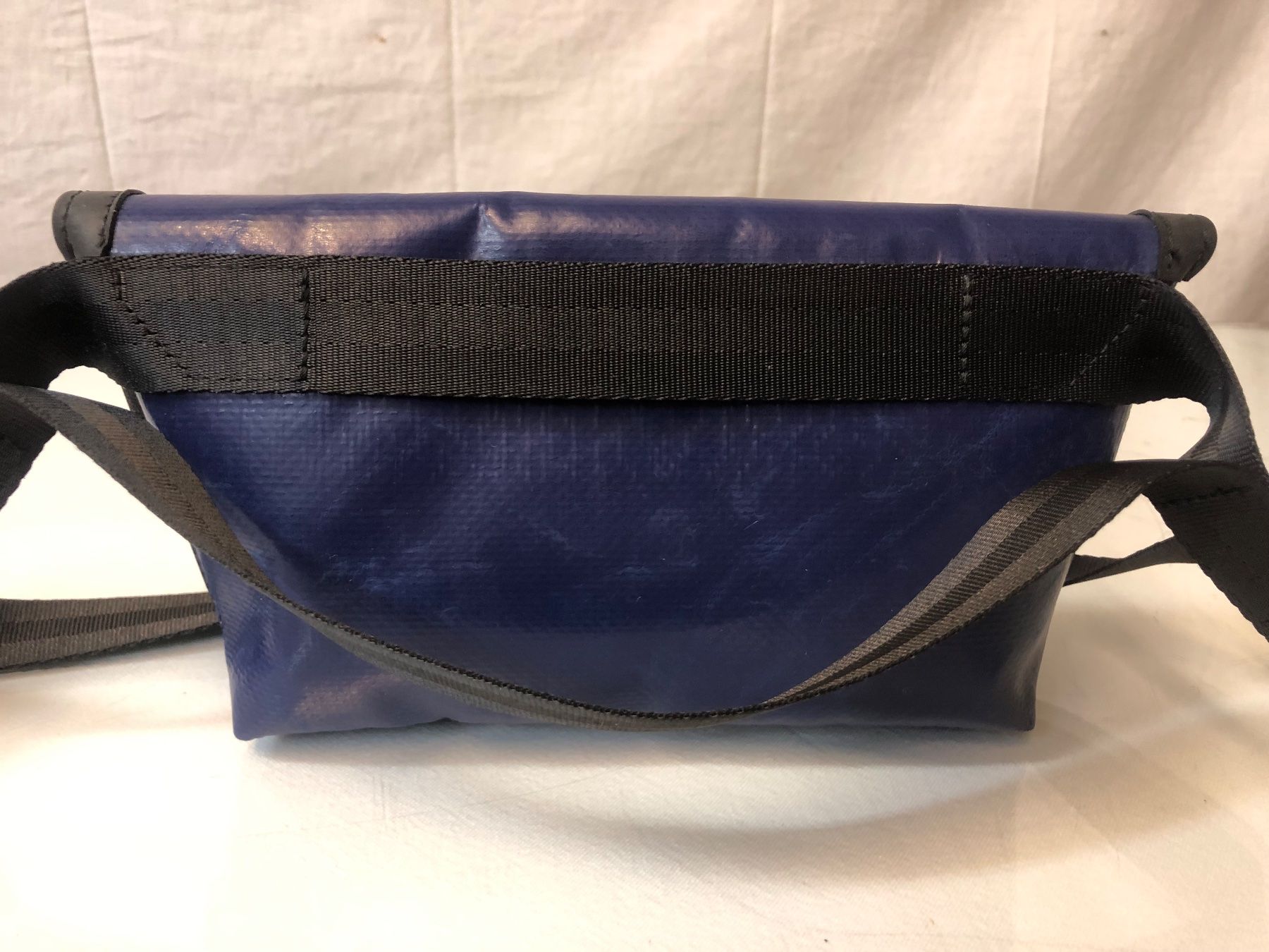 Freitag Borse: Freitag Umhängetasche F40 Jamie – Usato da Brunnen venduto da Allerwaren 4