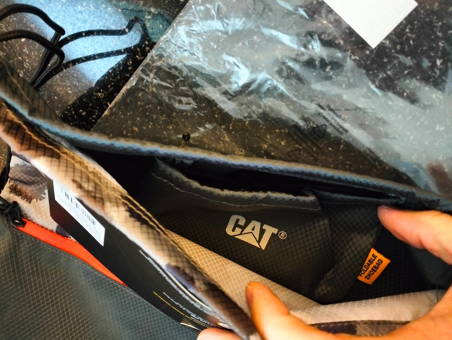 Caterpillar Borse: CATERPILLAR Beutel / Turnbeutel (NEU) – Nuovo e nell'imballaggio originale da Uster venduto da KarlZH 2