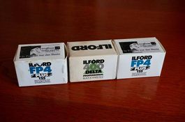 2x ILFORD FP4 Plus 125 36Exp und 1x ILFORD 400 DELTA 24Exp