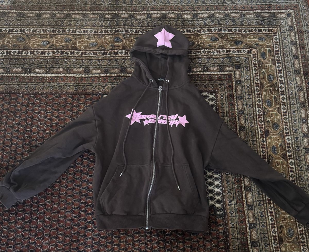 Maglioni & Felpe: Brown zip up hoodie – Usato da Rapperswil SG venduto da riy_f85n