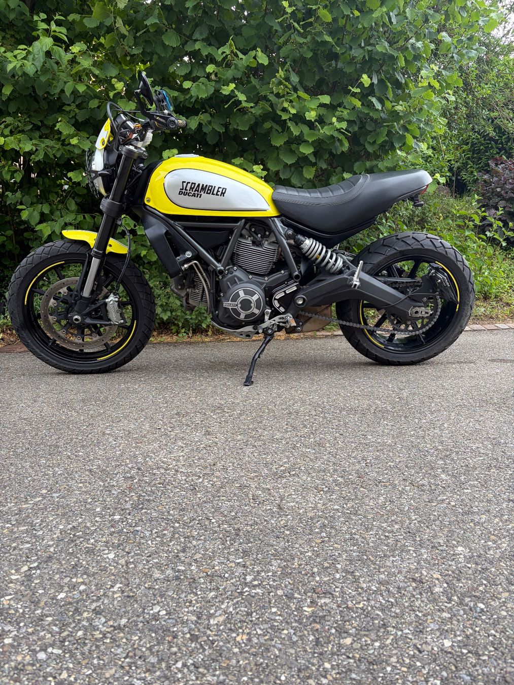 Ducati Strada: Ducati Scrambler 800 Flat Track Pro – Usato da Merlischachen venduto da thegreats 5