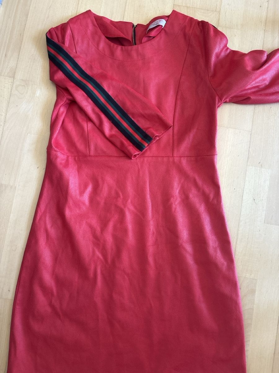 Vestiti: Robe rouge imitation cuir – Nuovo (secondo la descrizione) da Ennetbürgen venduto da Artmail