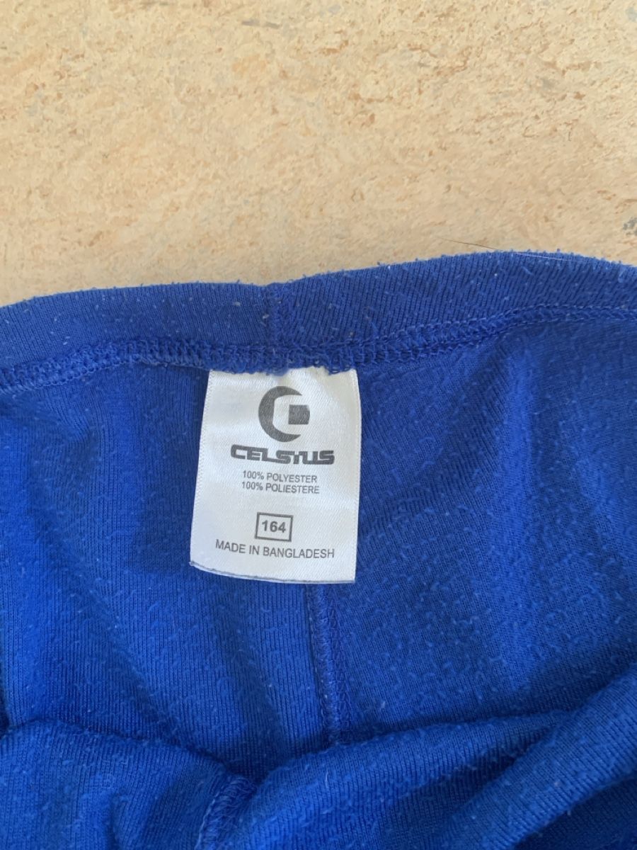 Lotti di vestiti: Thermounterwäsche Set - Pulli und Hose – Usato da Niederönz venduto da irgendwo 3