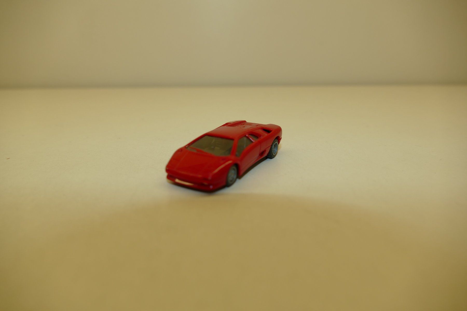 Herpa Modellini d'auto: Herpa 1:87: Lamborgini Diablo rot – Nuovo (secondo la descrizione) da Niederhasli venduto da Flash32