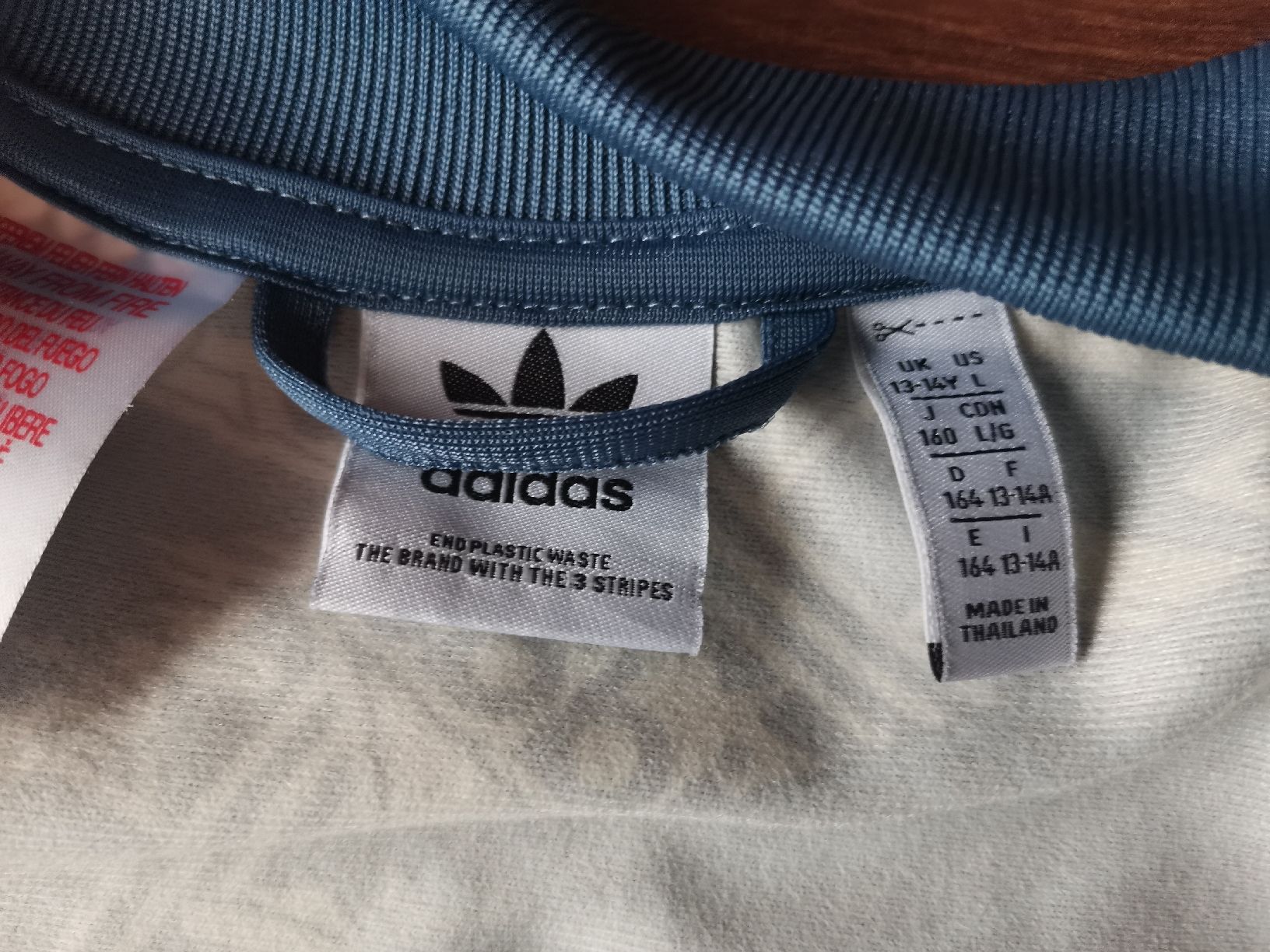 Adidas Giacche: Adidas Trainingsjacke Gr. 164, Jacke – Nuovo (secondo la descrizione) da Oftringen venduto da januarloch 1