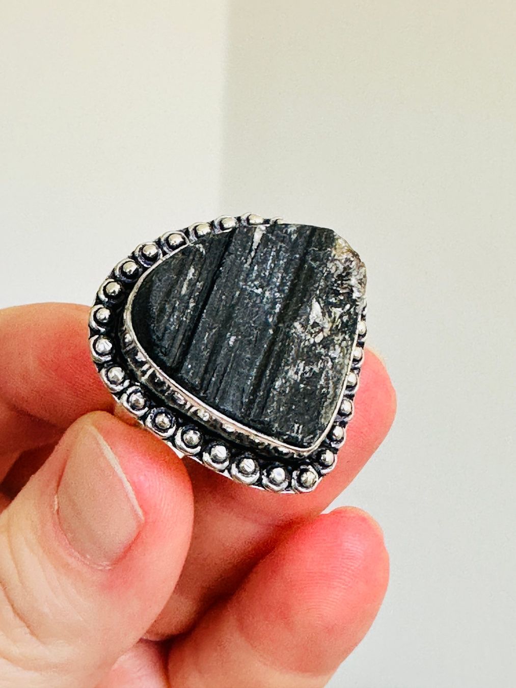 Anelli: Black Tourmaline ring size 58 (18) – Nuovo e nell'imballaggio originale da Genève venduto da AWWA 8