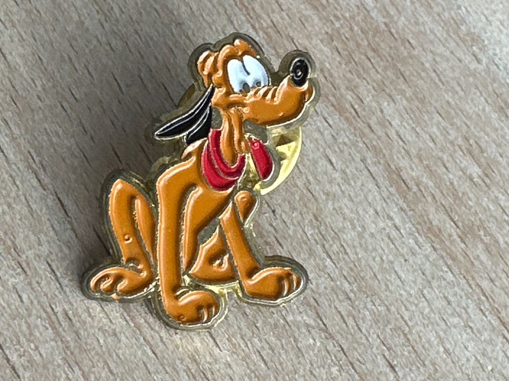 Pin Disney Pluto (Gebraucht) in Glattbrugg für CHF 1 – mit Lieferung ...