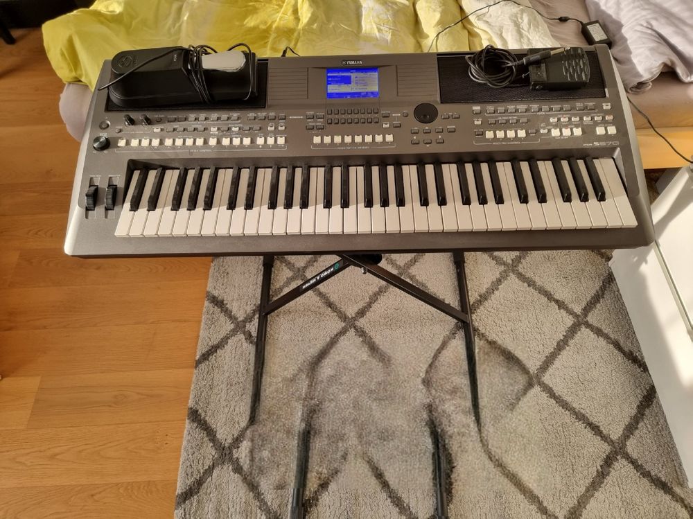 Keyboard Yamaha PSR-S670 | Kaufen auf Ricardo