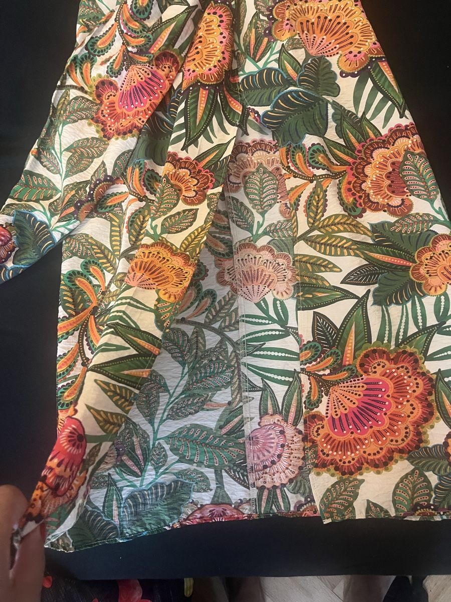 H&M Robes: Kleid mit Blumenmuster Grösse S  – Neuf (Voir description) à Olten par sae_82z2 2