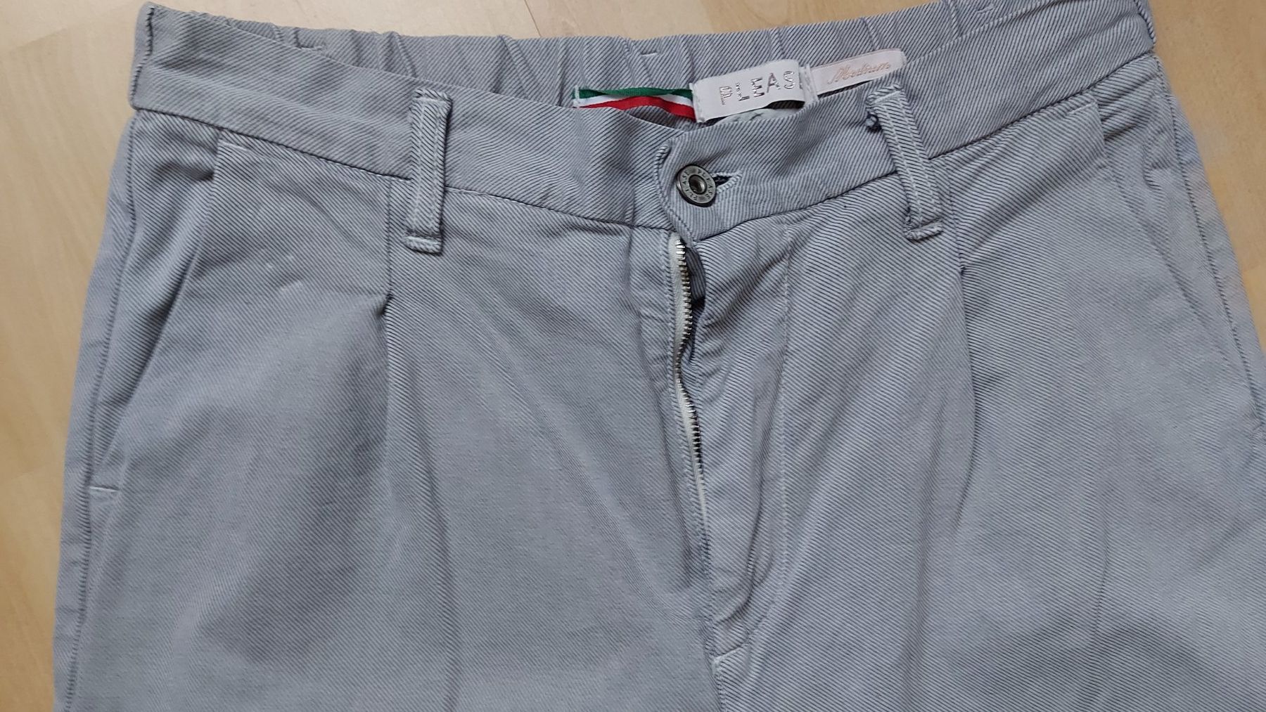 Please Jeans Pantaloni: Please Hose Medium – Usato da Nebikon venduto da Draga25 1