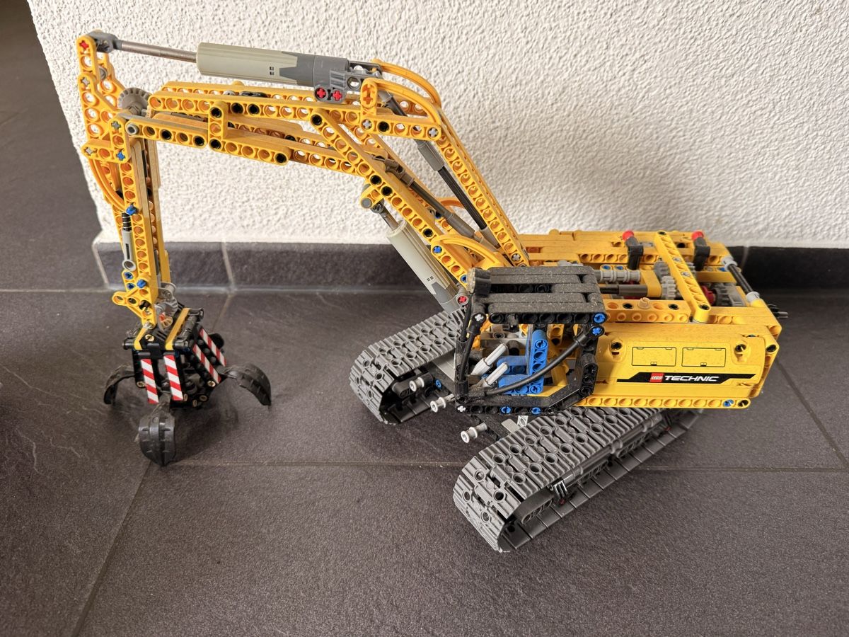 Lego Jouets: Lego Technik Bagger – D'occasion à Worb par sam_2vjg