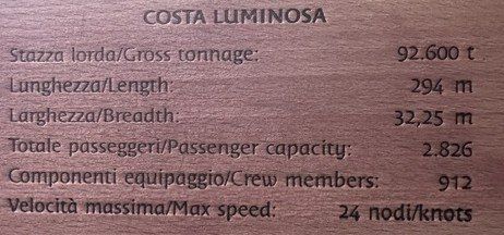 Kit di modellismo & Modellini statici: SCHIFFSMODELL COSTA LUMINOSA AUF HOLZSOCKEL – Usato da Ostermundigen venduto da Wyatt-Earp 1