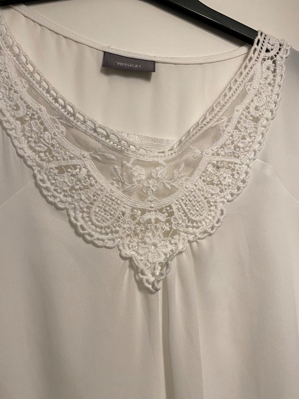 C&A Camicette: Damen Bluse gr.40 – Usato da Pfungen venduto da Sheki56 3