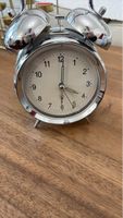 Wecker im Retro Design - Für einen stilvollen Start!