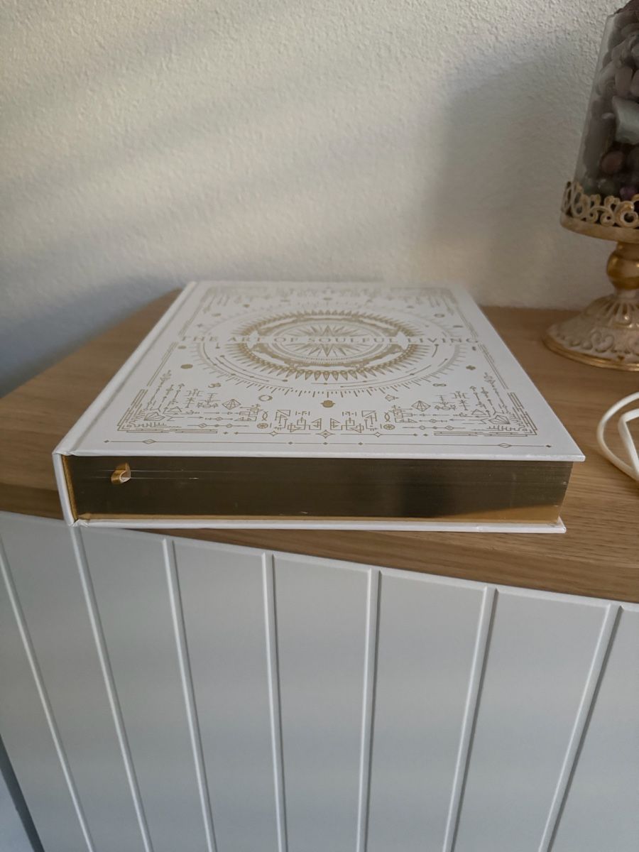 Bücher: Tablebook Rituals – Neu (gemäss Beschreibung) aus Umiken von Nayara88 2