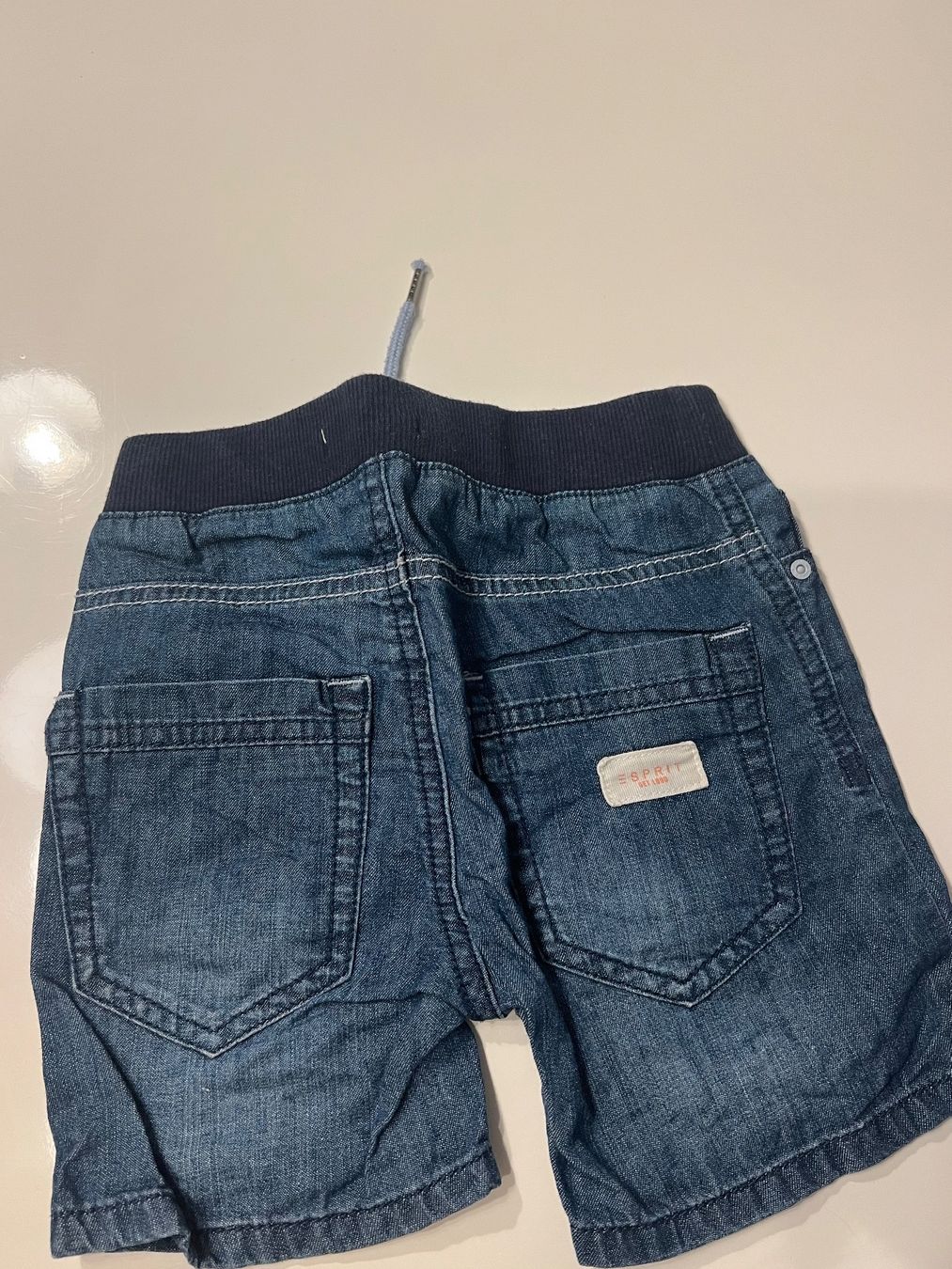 Esprit Pantaloni: ESPRIT JEANSSHORTS NEUWERTIG GR 92 – Usato da Basel venduto da theo-g77 3
