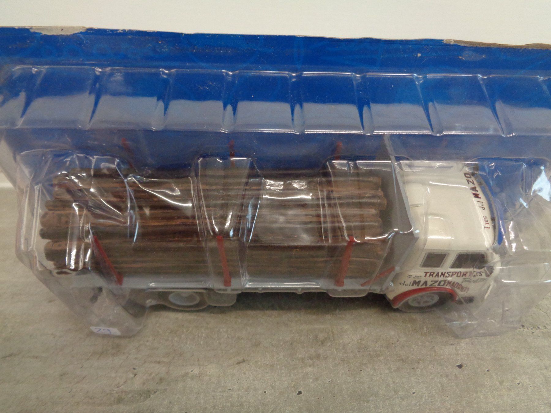 Kit di modellismo & Modellini statici: Altaya 1:43 Camion LKW – Nuovo e nell'imballaggio originale da Reconvilier venduto da rallycar 3