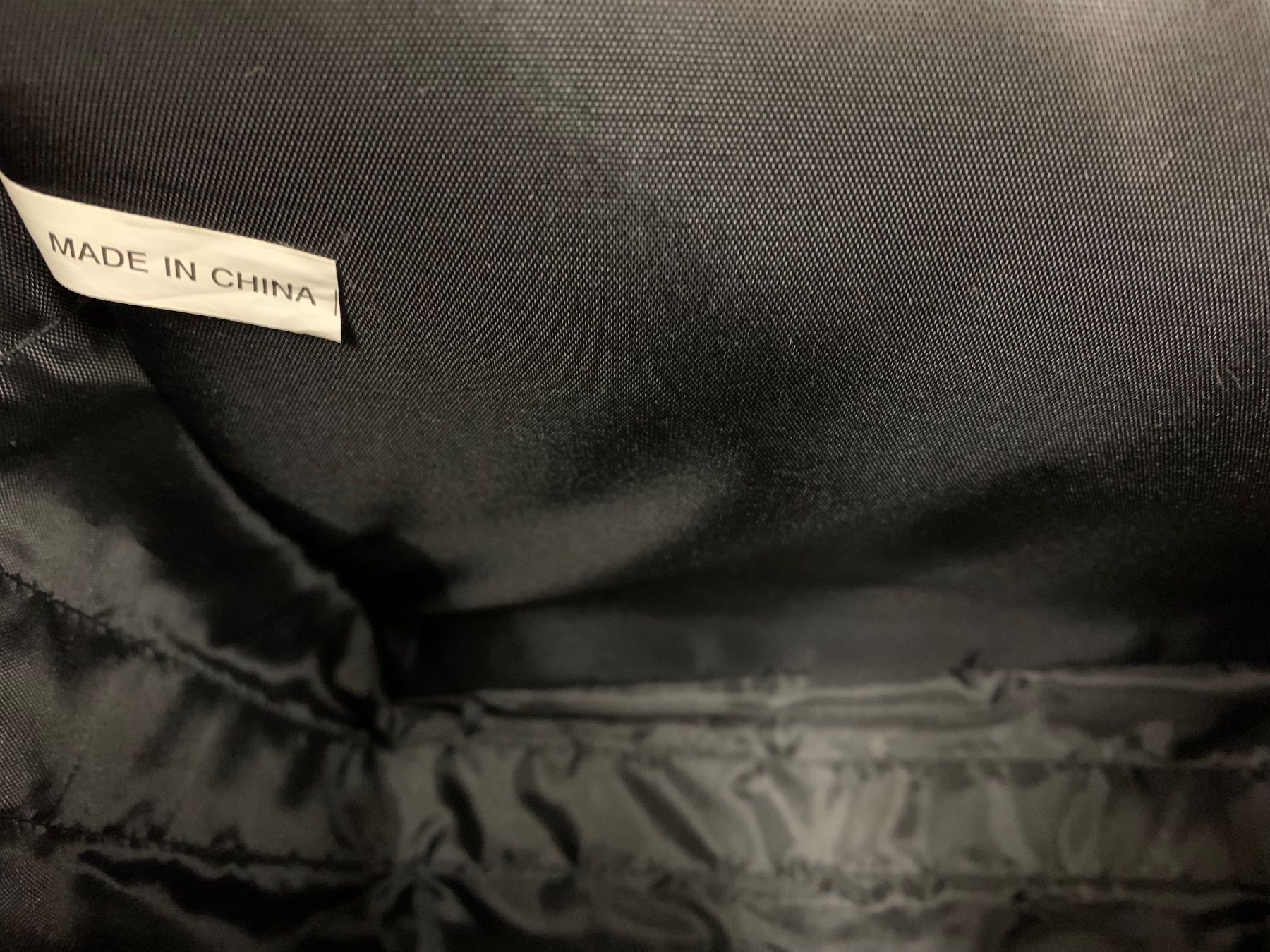 Sacs: Tasche schwarz Sharp klein – D'occasion à Eschlikon TG par ArtRec 6