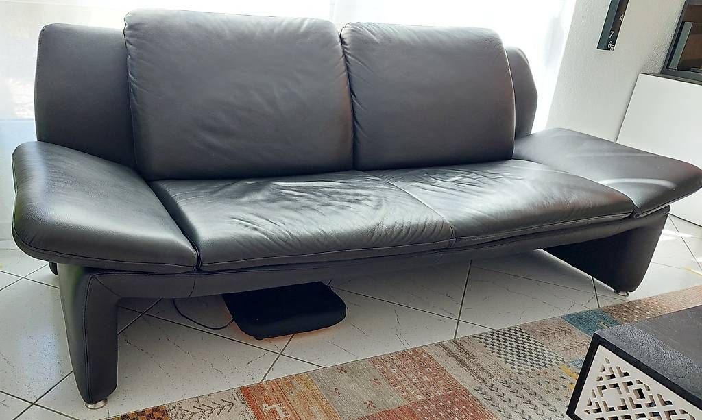 Divani: 3-er Sofa Leder schwarz – Usato da Oberwangen b. Bern venduto da mfmr 3