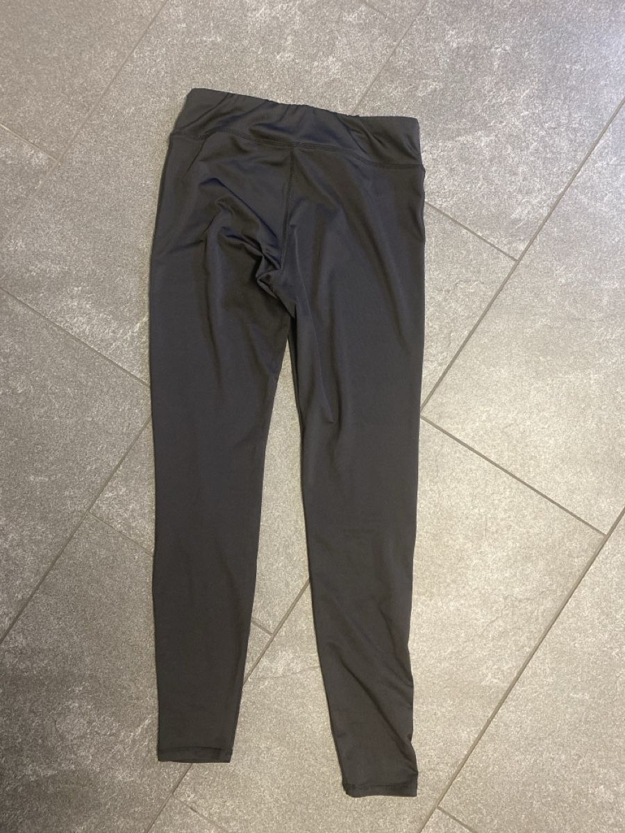 Leggings: Leggins schwarz Even & Odd Active Gr. S – Usato da Baar venduto da kamasija 1
