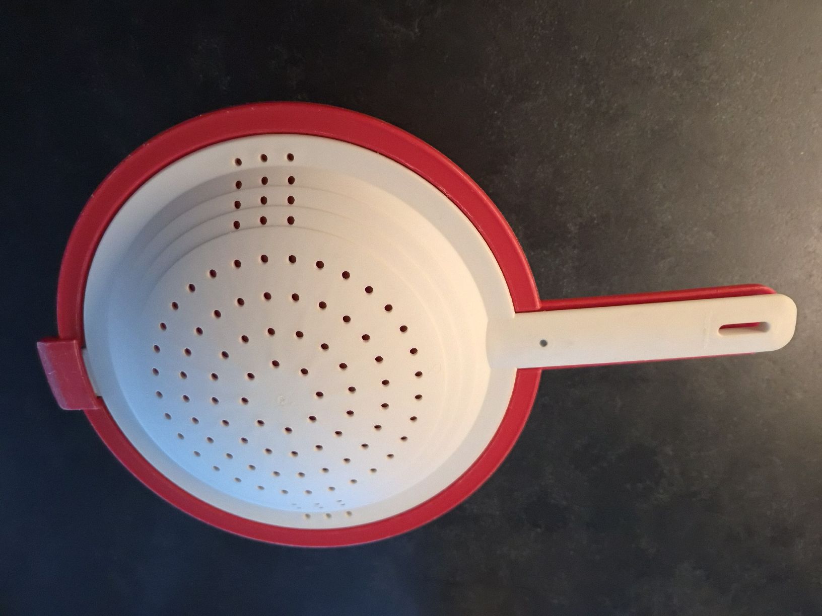 Tupperware Contenitori & Simili: Tupperware Kombisieb – Usato da Steffisburg venduto da Dali5 1