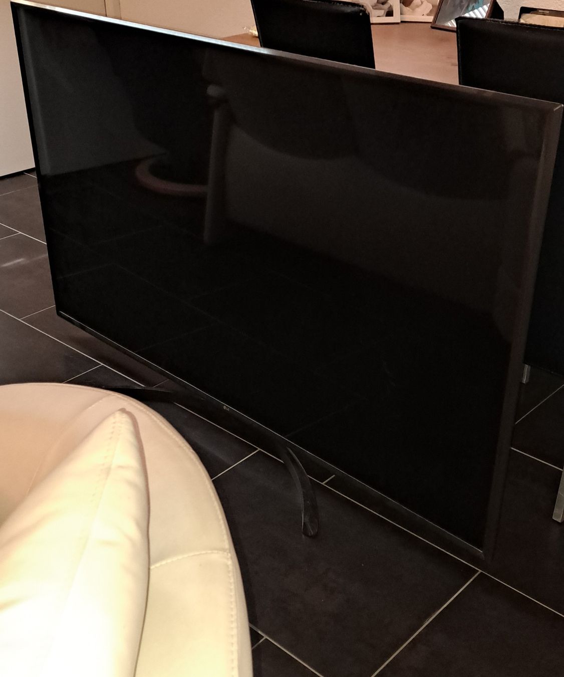 Appareils TV: LG Fernseher  – D'occasion à Homberg b. Thun par fa6362