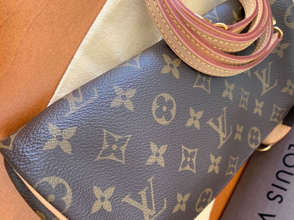 Pochette Eva Louis Vuitton In Vendita