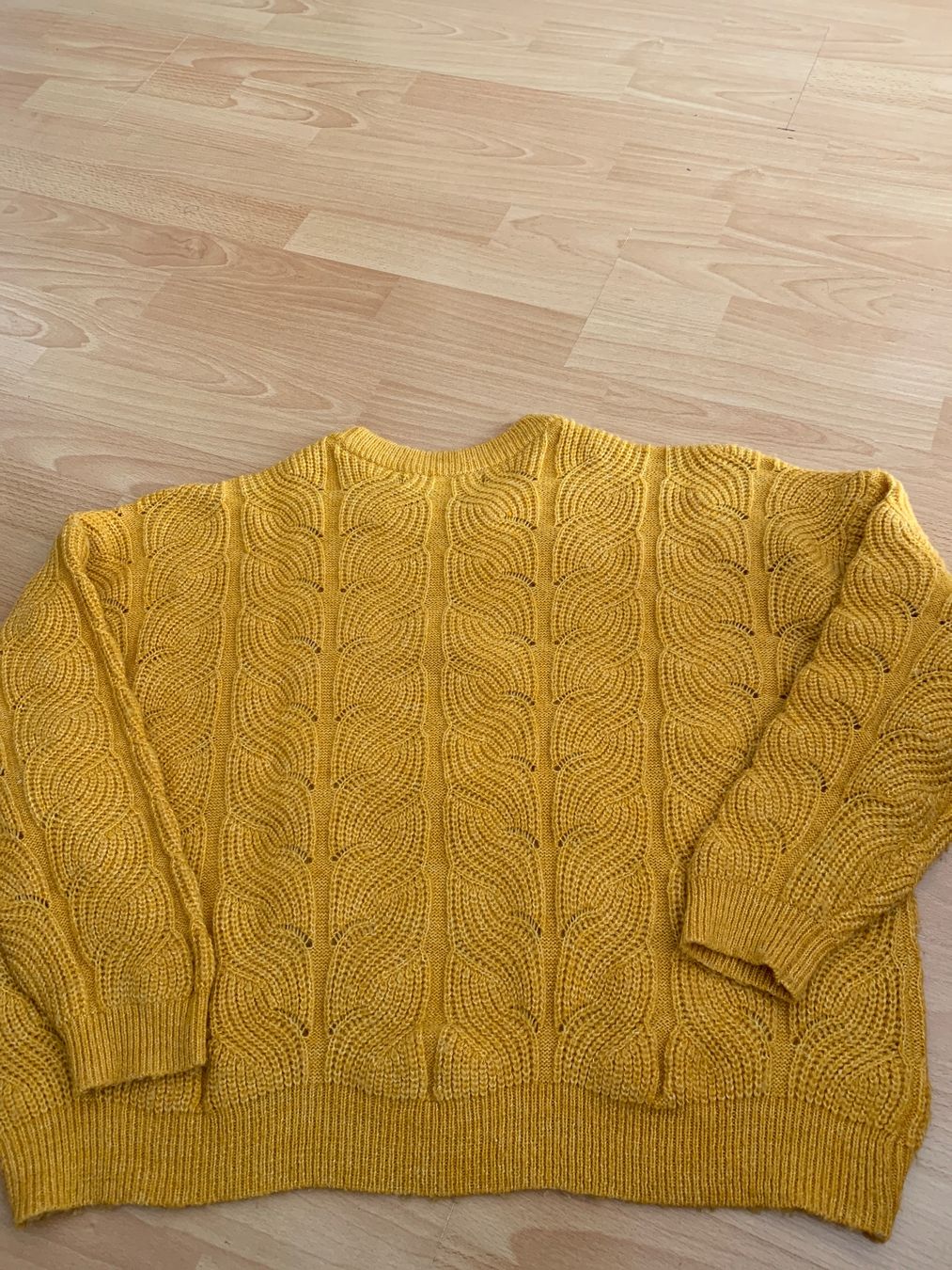 Maglioni & Felpe: Joli pull Vero Moda taille XL – Usato da MEYRIN venduto da Gwendo10 1