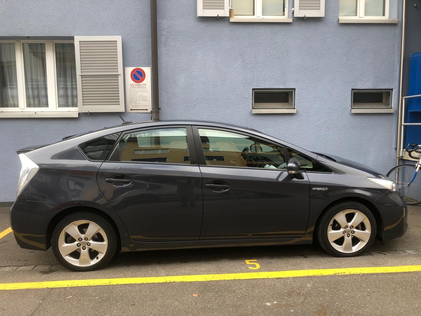 Toyota Modellini d'auto: Toyota Prius – Usato da Zürich venduto da faisalhaq 3