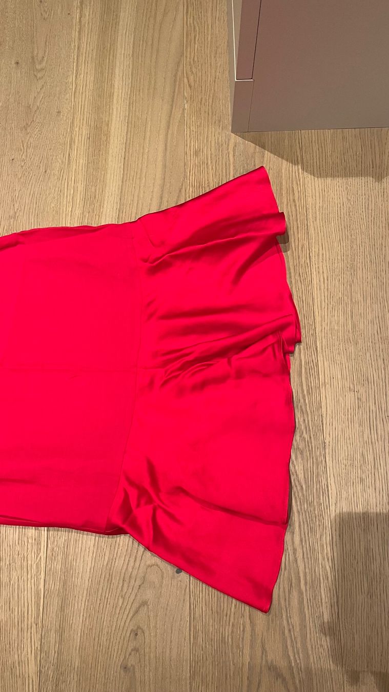 Twinset Vestiti: Twinset red linen dress with satin bottom – Nuovo (secondo la descrizione) da Tannay venduto da EllaSF 2