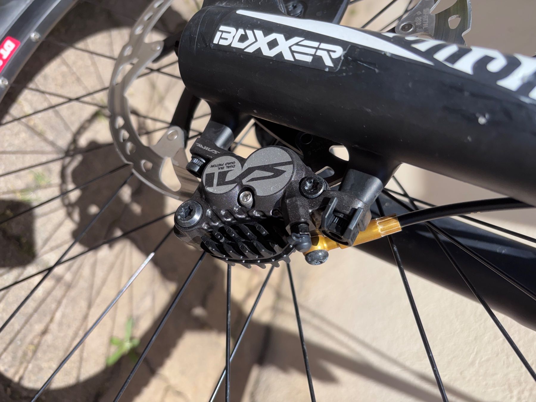 Biciclette: VTT descente Devinci L bon état – Usato da St-Sulpice NE venduto da dyl_2ctt 3