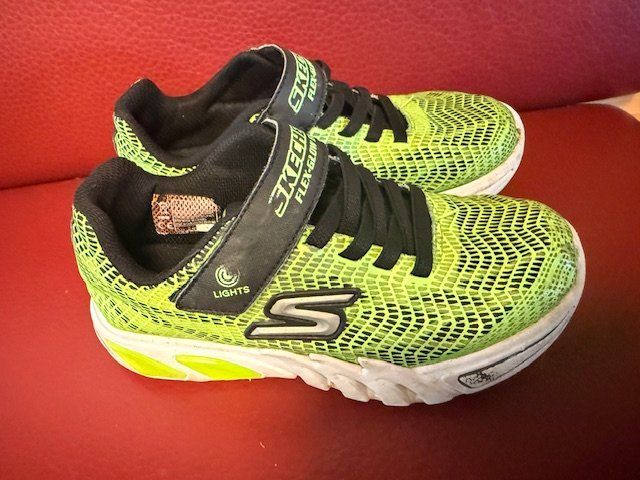 Skechers Scarpe da uomo: Skechers Grösse 35 – Usato da Lömmenschwil venduto da classico01