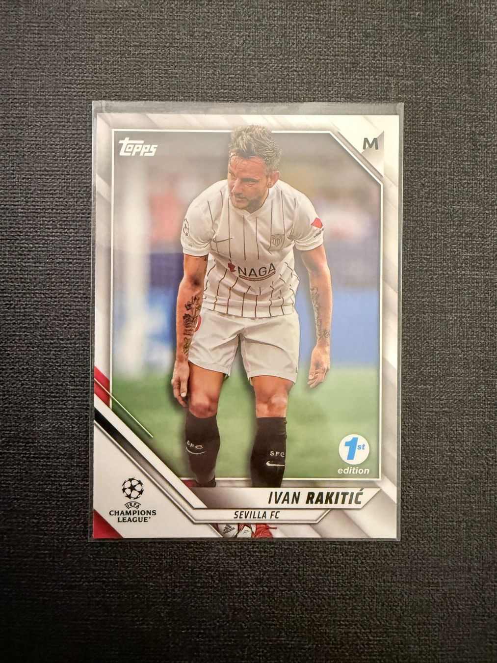 Topps Carte collezionabili: Topps Ivan Rakitic Sevilla FC – Usato da Burgdorf venduto da Sports_Cards_3400