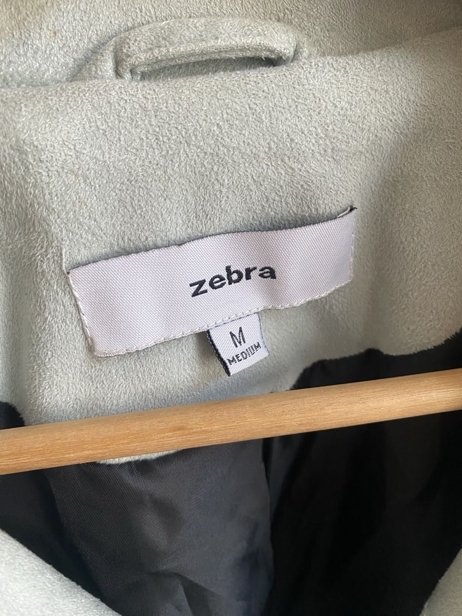 Zebra Giacche: Veste biker bleu clair effet daim Zebra, t.M/38 – Usato da Tavannes venduto da Thriftshop 2