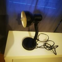 Lampe de bureau noire, idéale pour la lecture