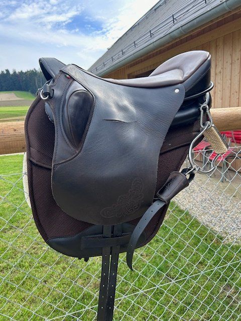 Selles, accessoires: Ghost  Sattel / Baumlos - sehr stabil – D'occasion à Obersteckholz par Tweety88