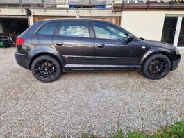 Audi a3 2.0fsi quattro sline