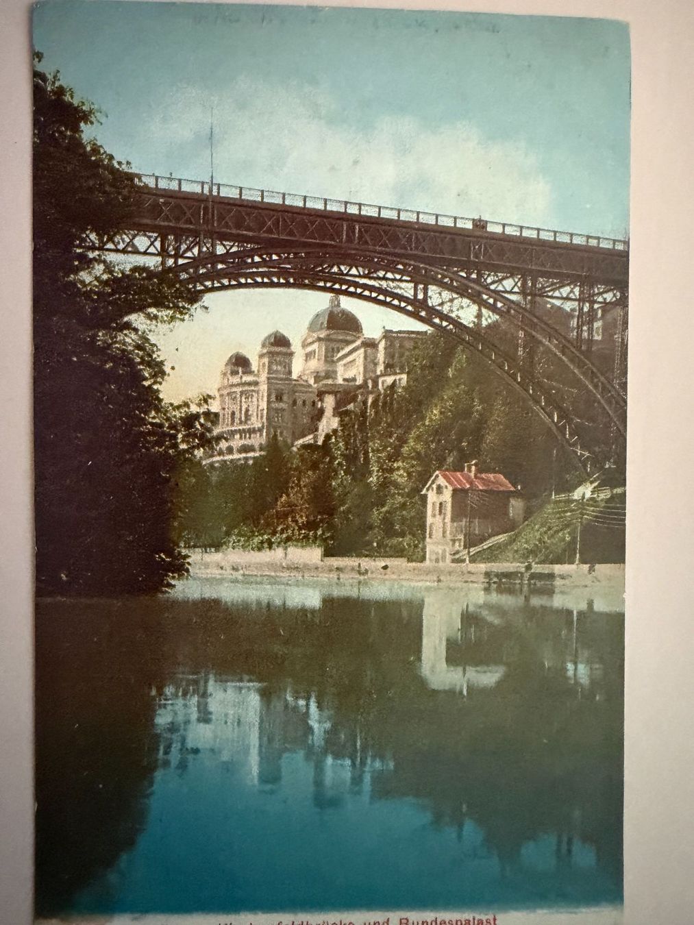 Cartoline postali: Bern - Bundeshaus und Kirchenfeldbrücke  - Ansichtskarte – Usato da Tegerfelden venduto da siebenmacky