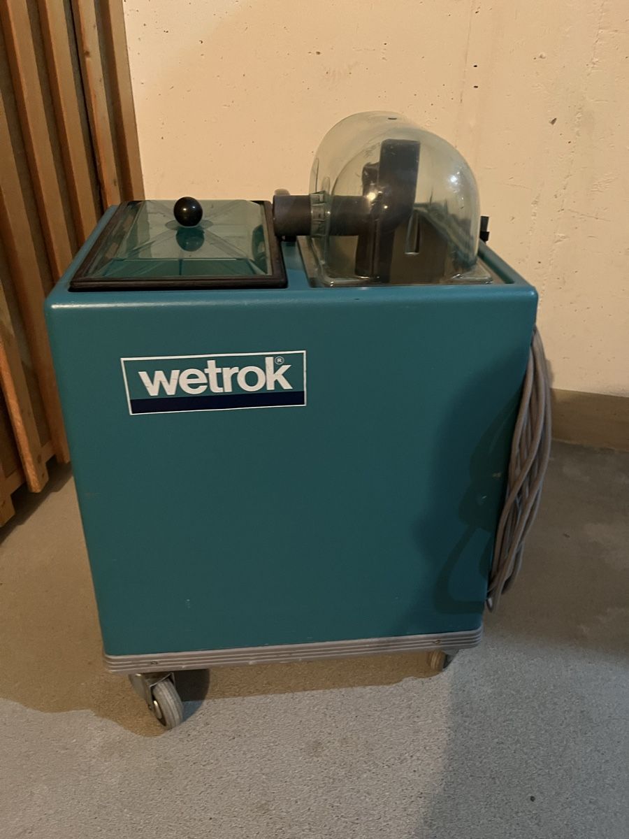 Wetrok Alle Maschinen: Wetrok Extravac 180 – Gebraucht aus Bülach von Papagei7