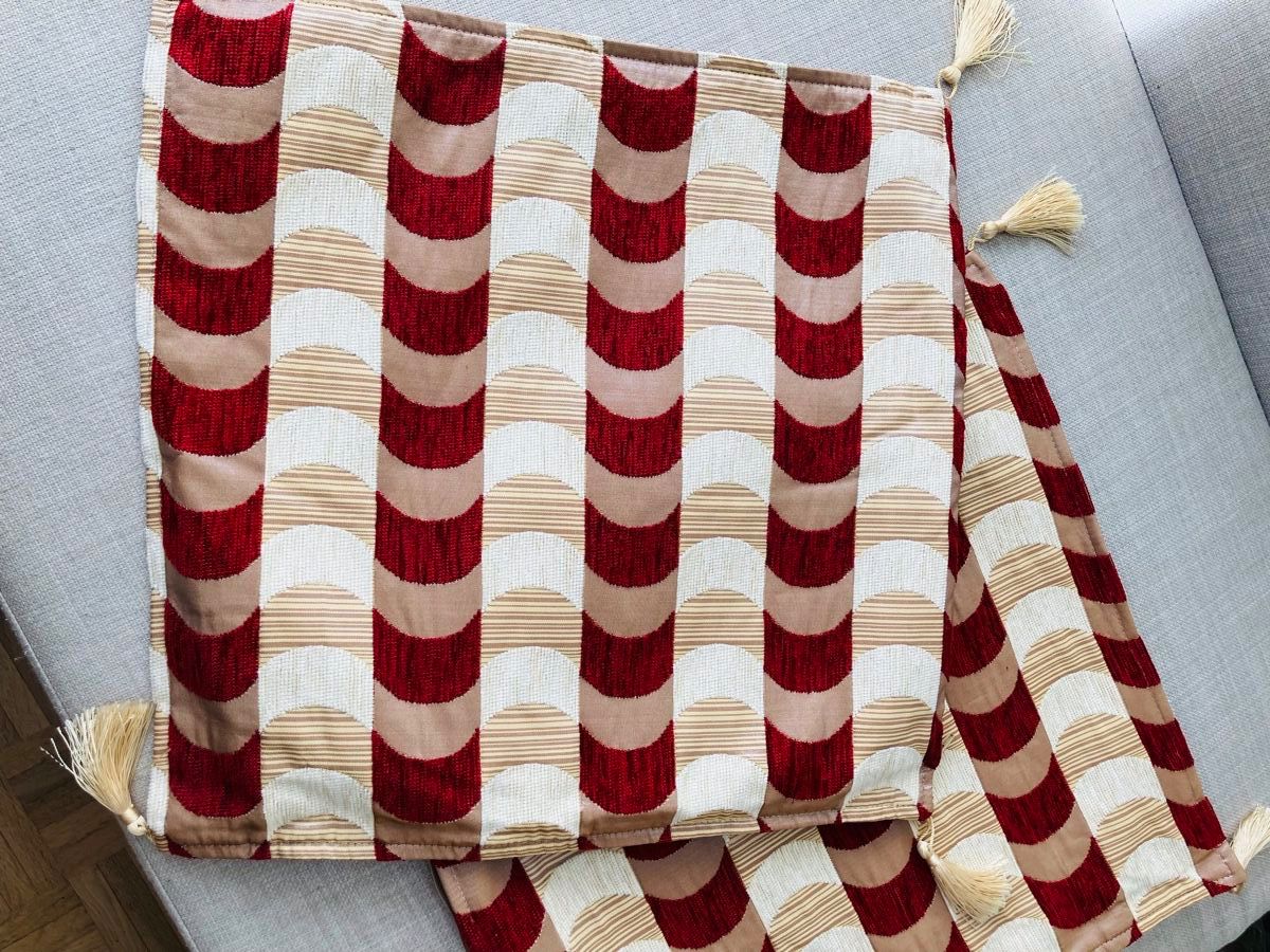Kissen: Hausse coussins décoratifs – Gebraucht aus Clarens von Piluka 2