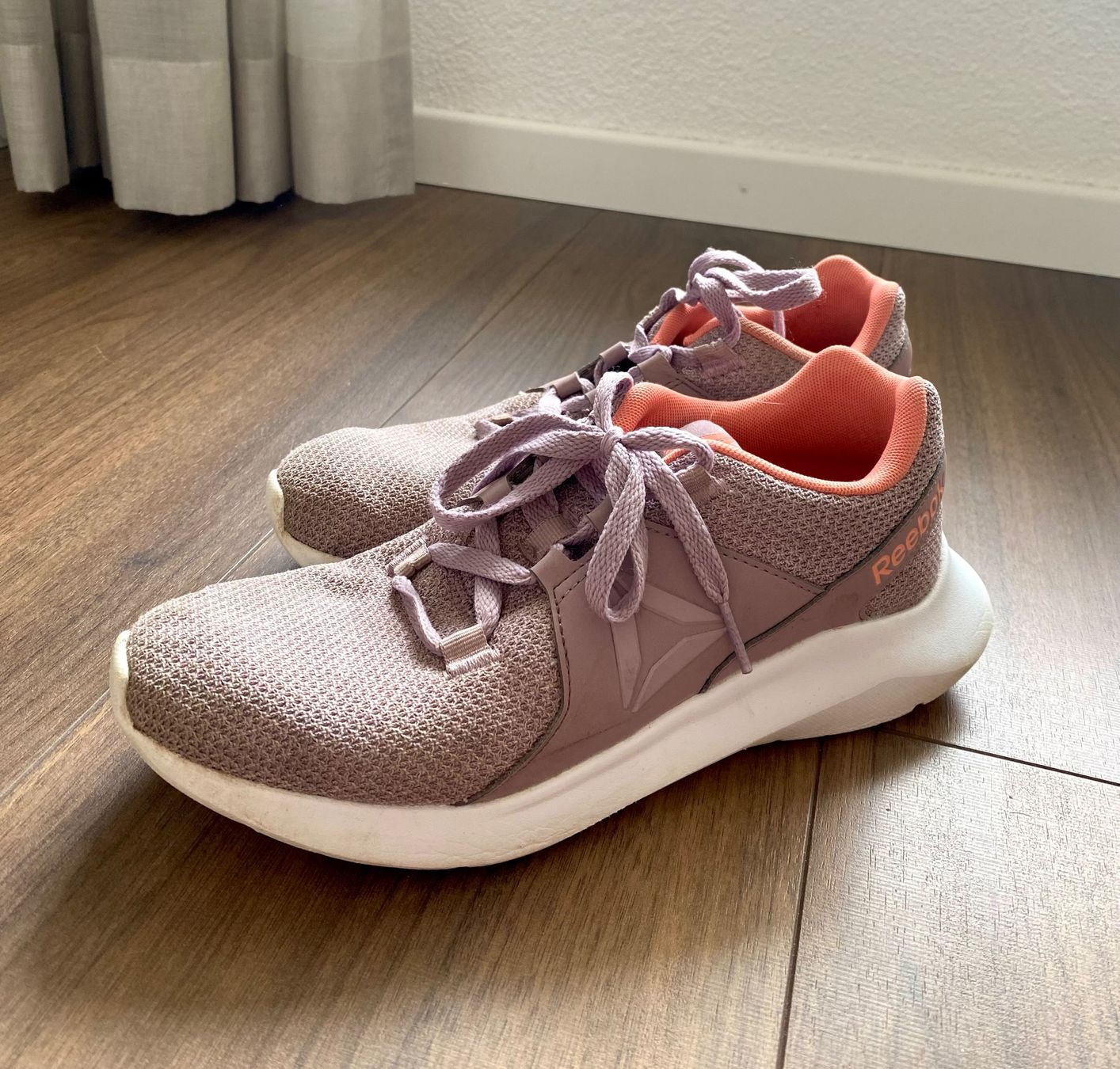 Reebok Damenschuhe: Reebok Damen Laufschuhe – Gebraucht aus Oberdiessbach von cor_2nrl