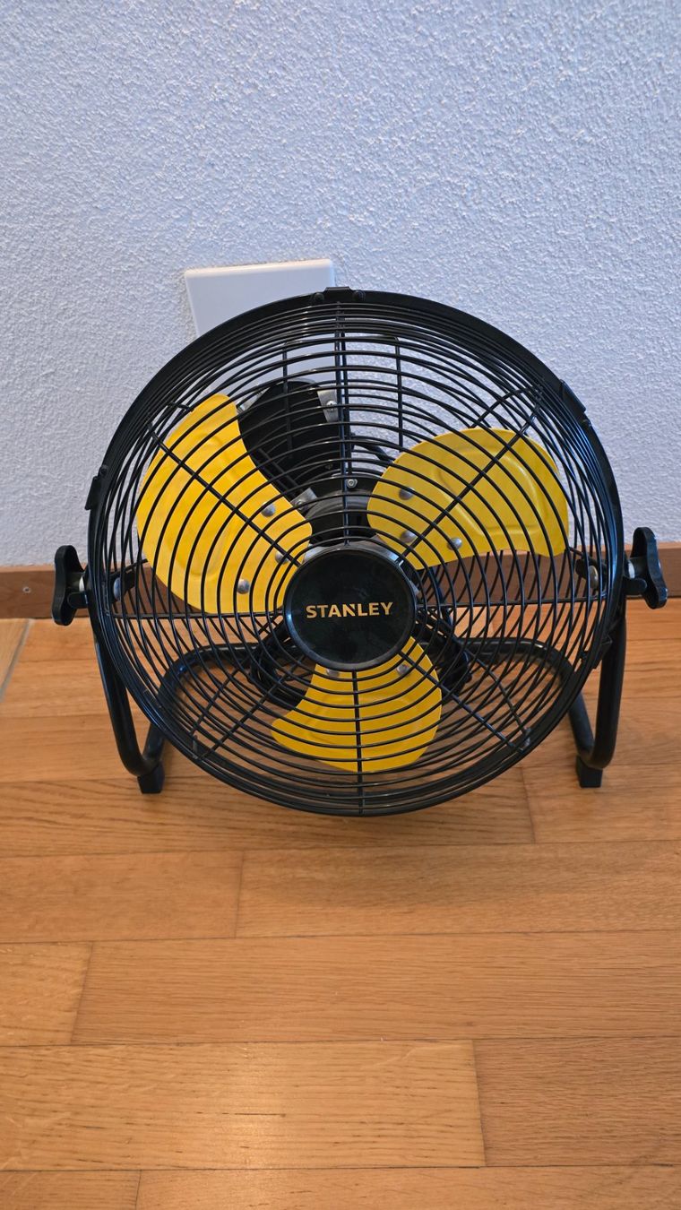 Stanley Ventilatori: Stanley Lüfter/Ventilator – Usato da Rafz venduto da Domimir