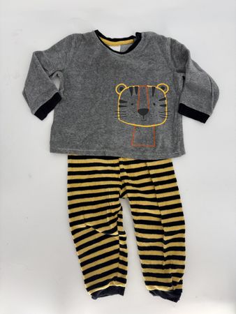 Pyjama/ Trainer Set Gr. 86/92 von impidimpi 