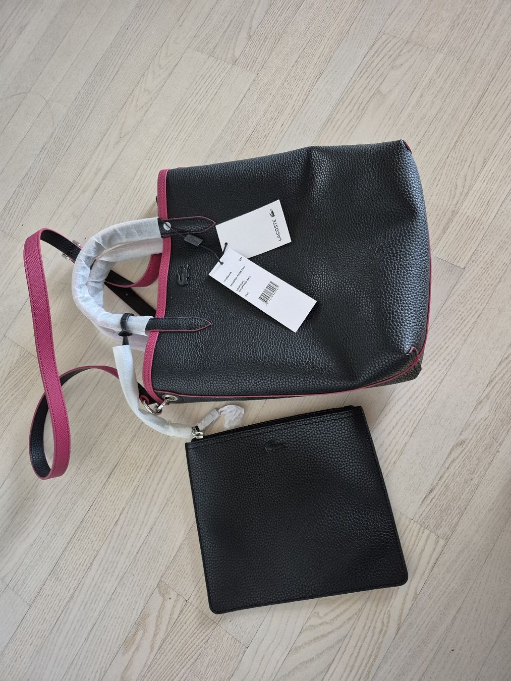 Lacoste Borse da donna: lacoste vertical shopping bag  – Nuovo e nell'imballaggio originale da Zizers venduto da cla_hhz8 2