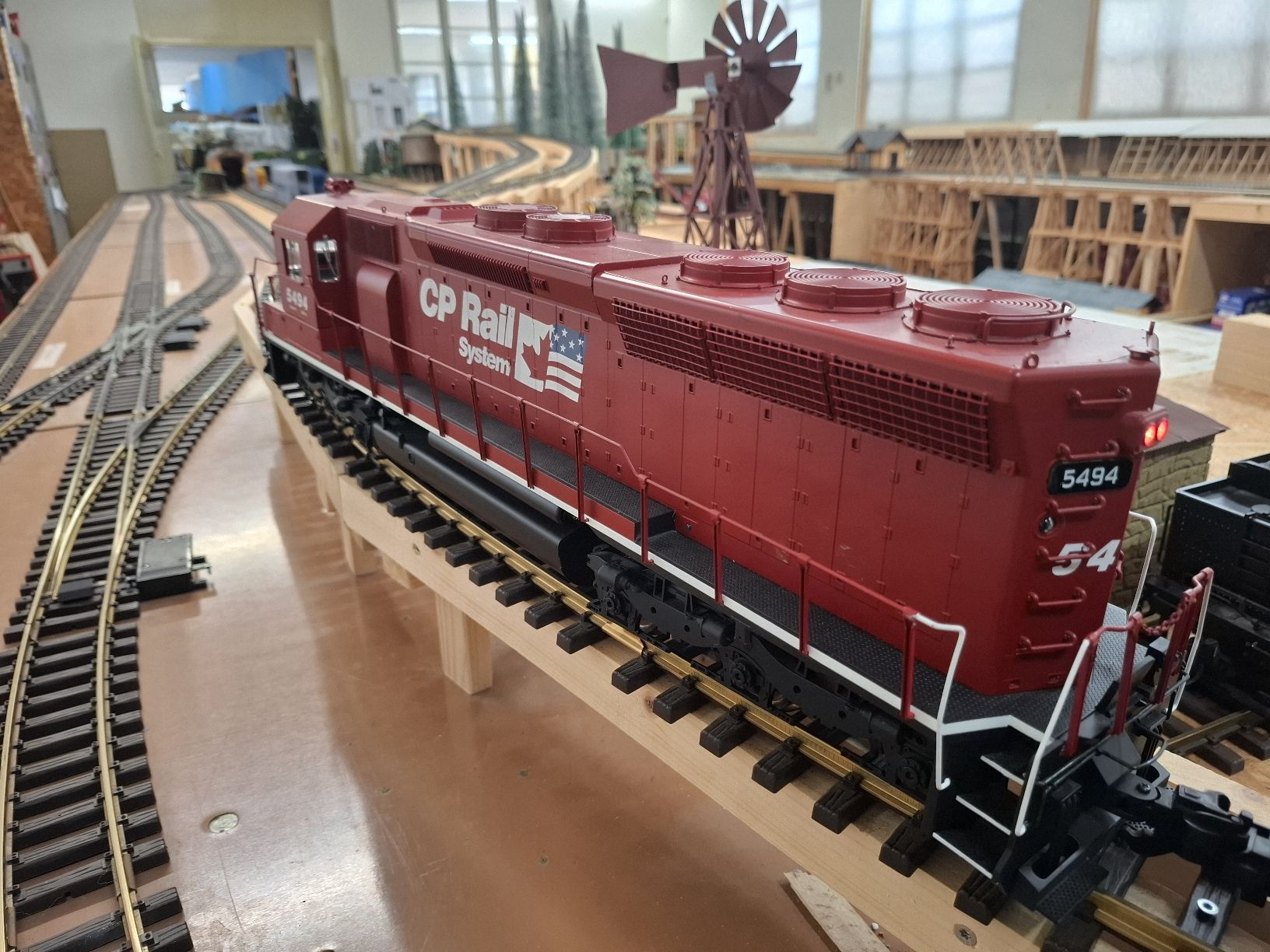 LGB Modellini di ferrovie: Aristocraft SD45. CP Rail – Usato da Meierskappel venduto da Twiggi 8